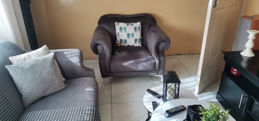 2 Bedroom Property for Sale in Soshanguve BB Gauteng