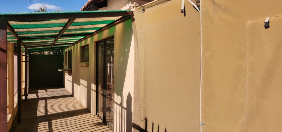 2 Bedroom Property for Sale in Soshanguve BB Gauteng