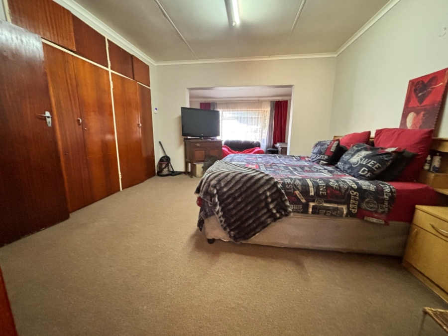 6 Bedroom Property for Sale in Bester Gauteng