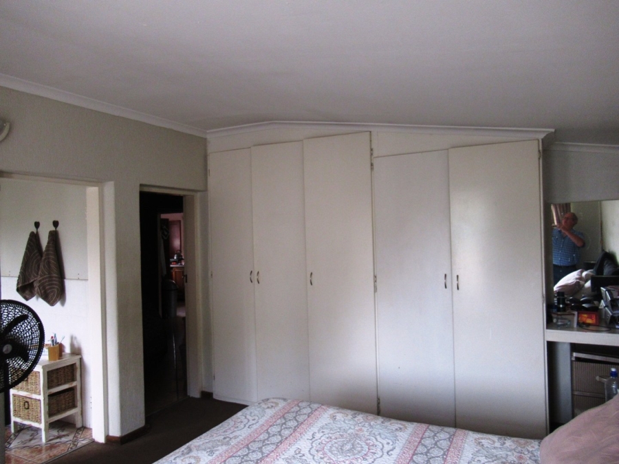 2 Bedroom Property for Sale in Erasmus Gauteng