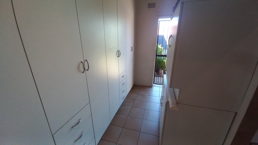 4 Bedroom Property for Sale in Witpoortjie Gauteng