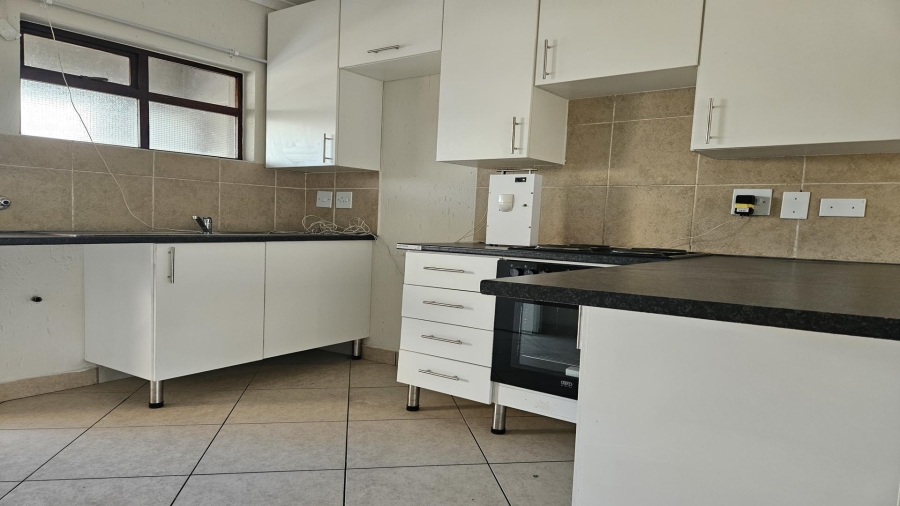 2 Bedroom Property for Sale in Eveleigh Gauteng