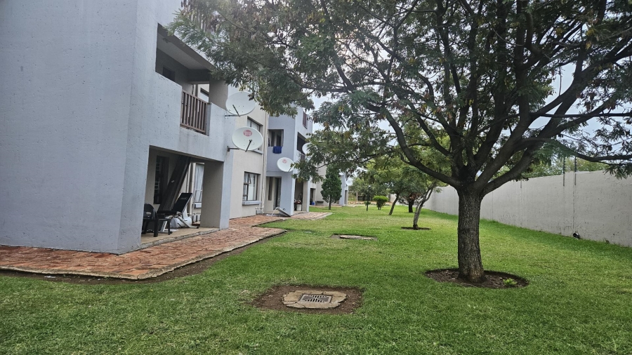 2 Bedroom Property for Sale in Eveleigh Gauteng