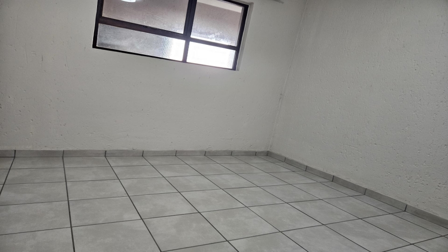 2 Bedroom Property for Sale in Eveleigh Gauteng