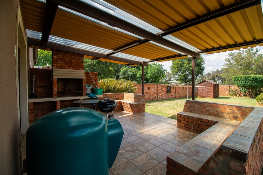 3 Bedroom Property for Sale in Bredell Gauteng