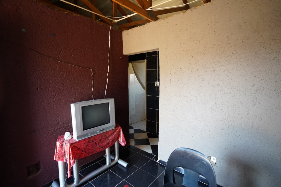 2 Bedroom Property for Sale in Soshanguve JJ Gauteng