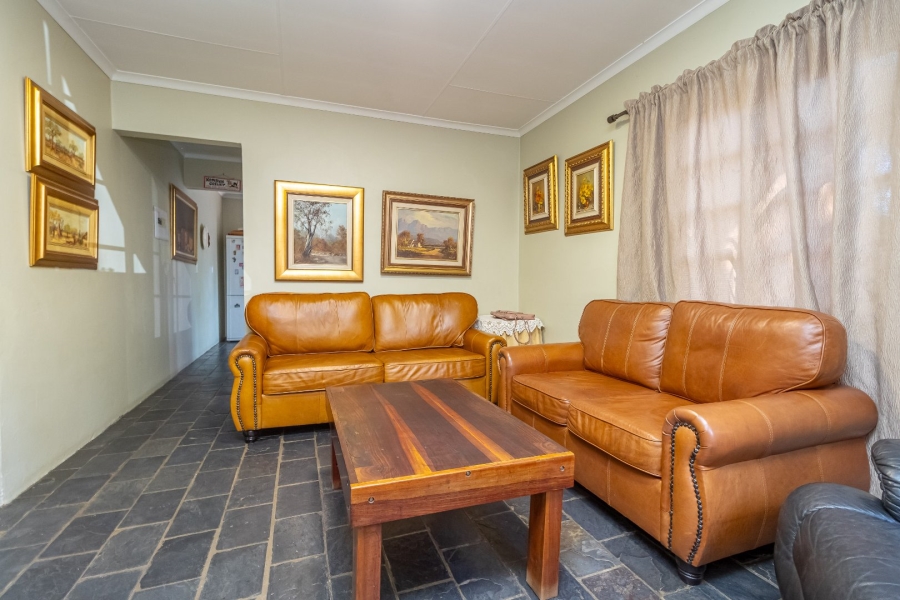 5 Bedroom Property for Sale in Florida Park Gauteng