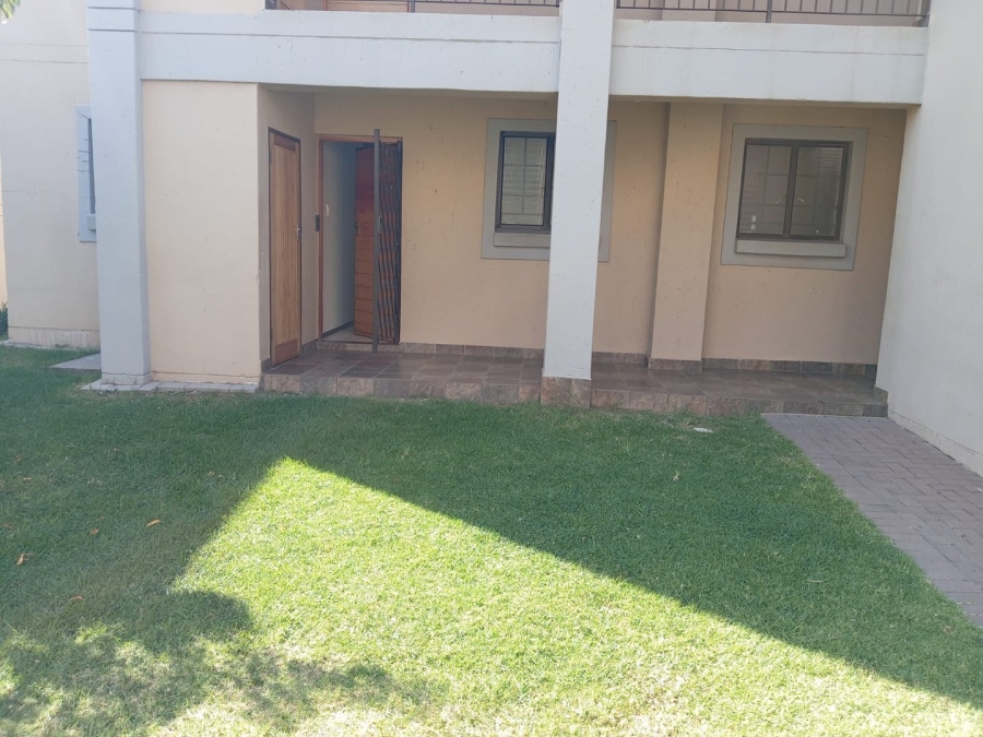 1 Bedroom Property for Sale in Grand Central Gauteng