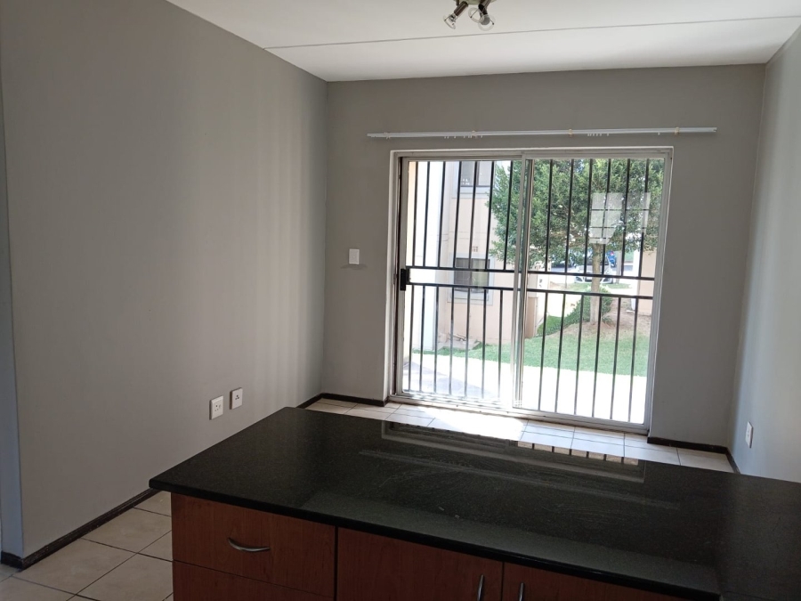 1 Bedroom Property for Sale in Grand Central Gauteng