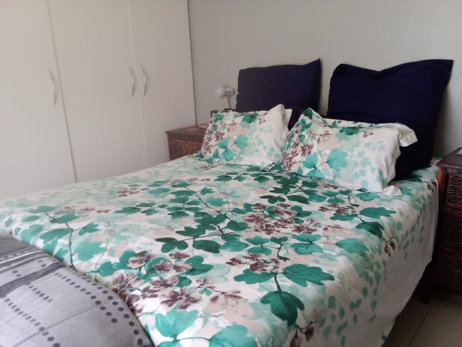 2 Bedroom Property for Sale in Comptonville Gauteng