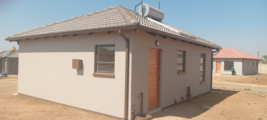 2 Bedroom Property for Sale in Windmill Park Gauteng