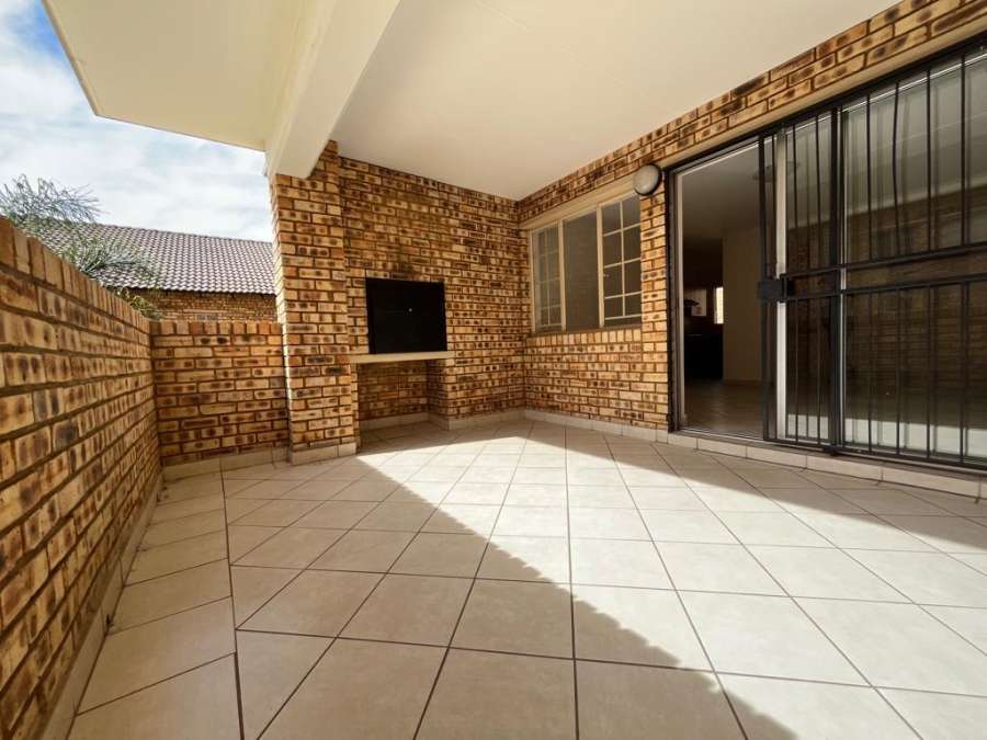 To Let 3 Bedroom Property for Rent in Celtisdal Gauteng