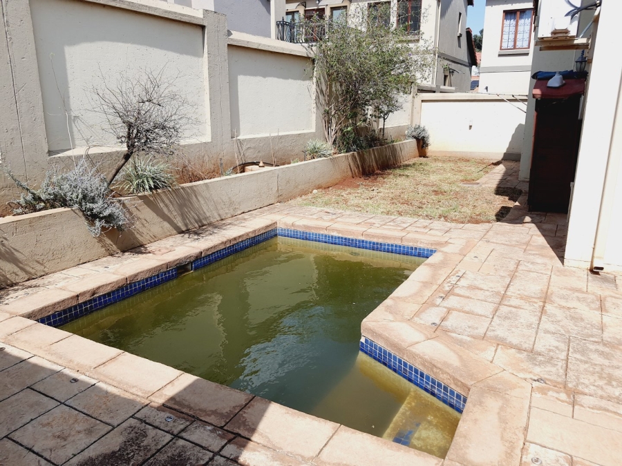 3 Bedroom Property for Sale in Olympus AH Gauteng