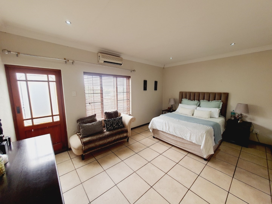 3 Bedroom Property for Sale in Olympus AH Gauteng