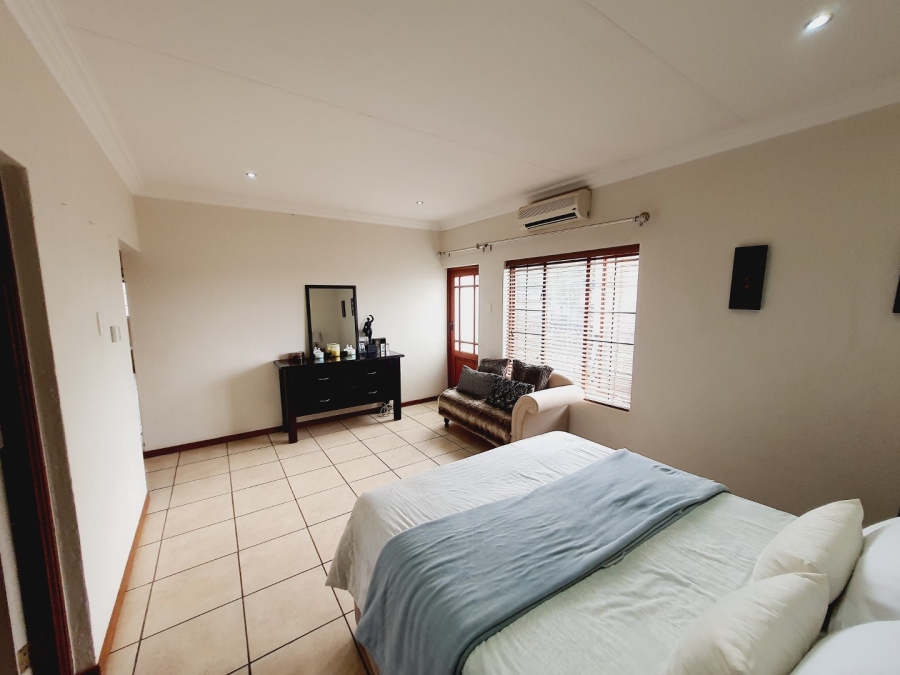 3 Bedroom Property for Sale in Olympus AH Gauteng