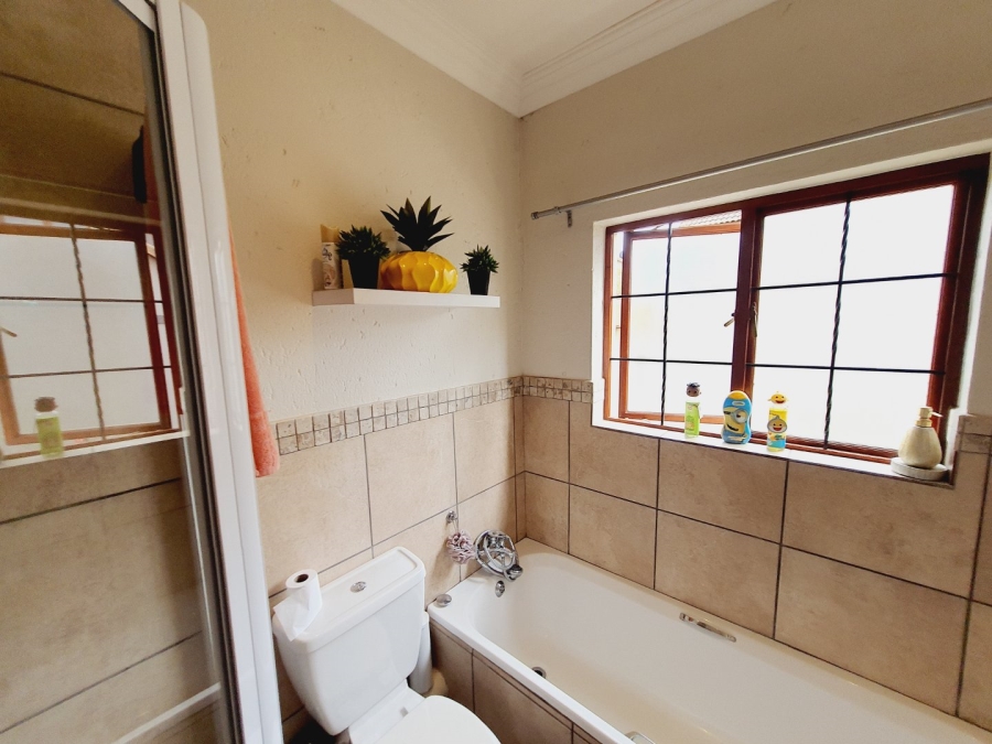 3 Bedroom Property for Sale in Olympus AH Gauteng