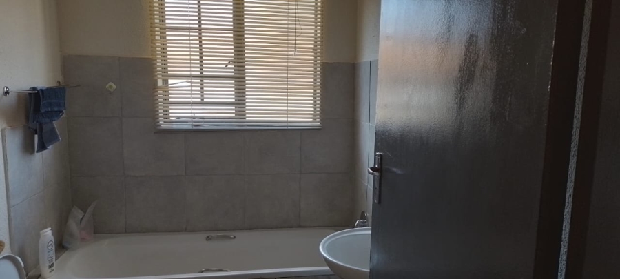 3 Bedroom Property for Sale in The Orchards Gauteng