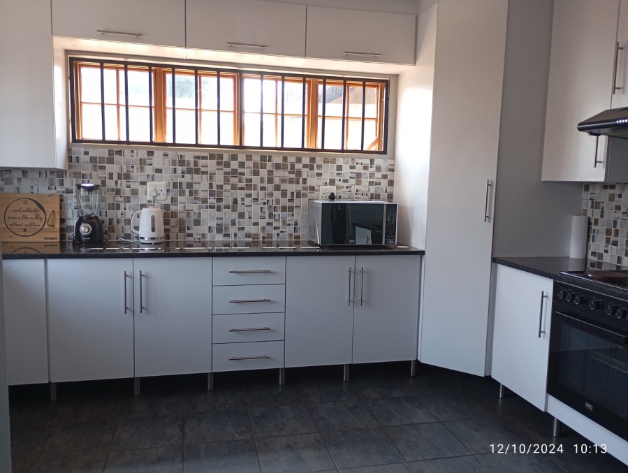 To Let 3 Bedroom Property for Rent in Glen Marais Gauteng