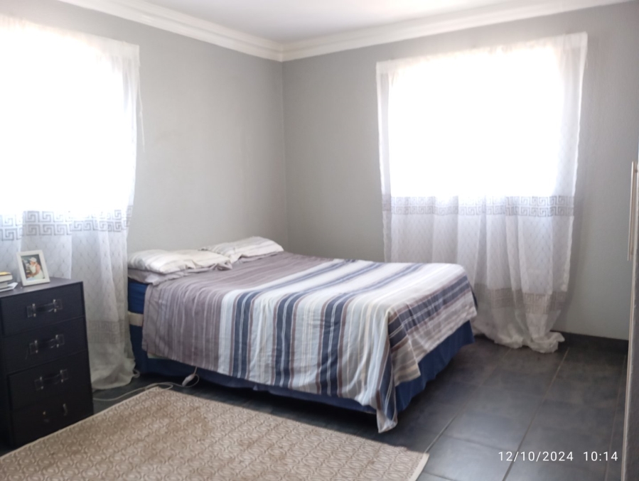 To Let 3 Bedroom Property for Rent in Glen Marais Gauteng