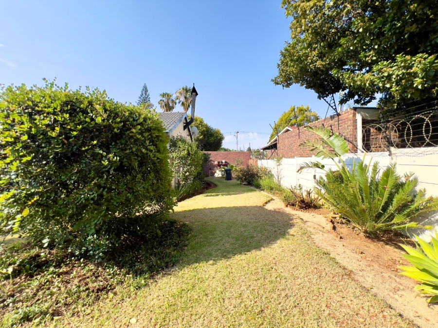 3 Bedroom Property for Sale in Waterkloof Glen Gauteng