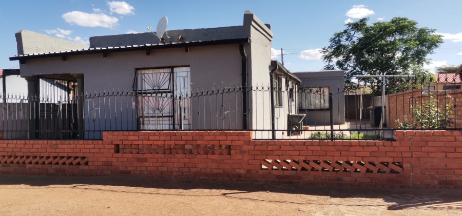 4 Bedroom Property for Sale in Soshanguve H Gauteng