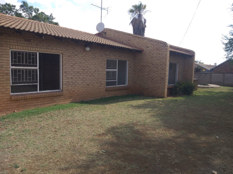 3 Bedroom Property for Sale in Vanderbijlpark SE 4 Gauteng