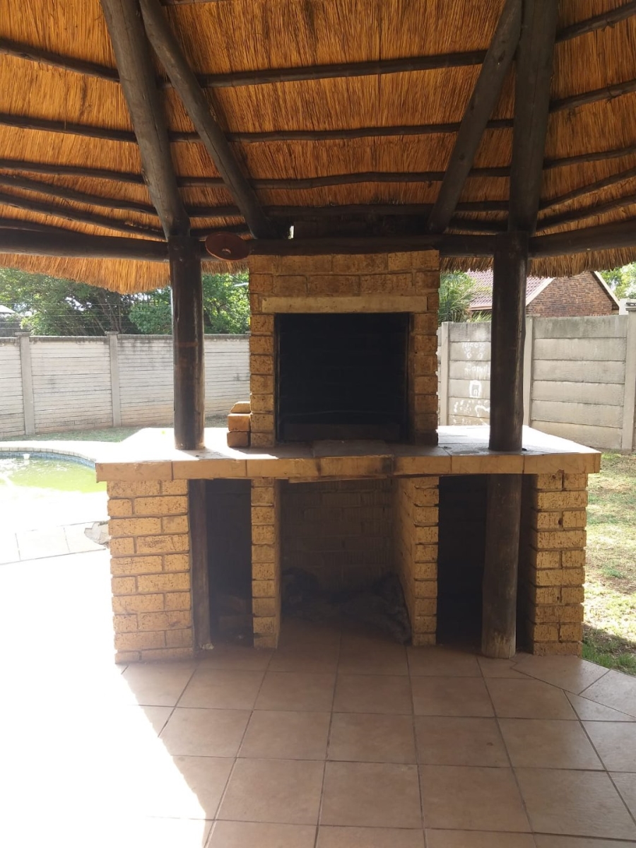 3 Bedroom Property for Sale in Vanderbijlpark SE 4 Gauteng