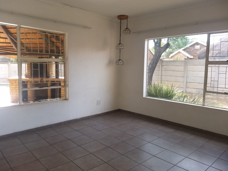 3 Bedroom Property for Sale in Vanderbijlpark SE 4 Gauteng