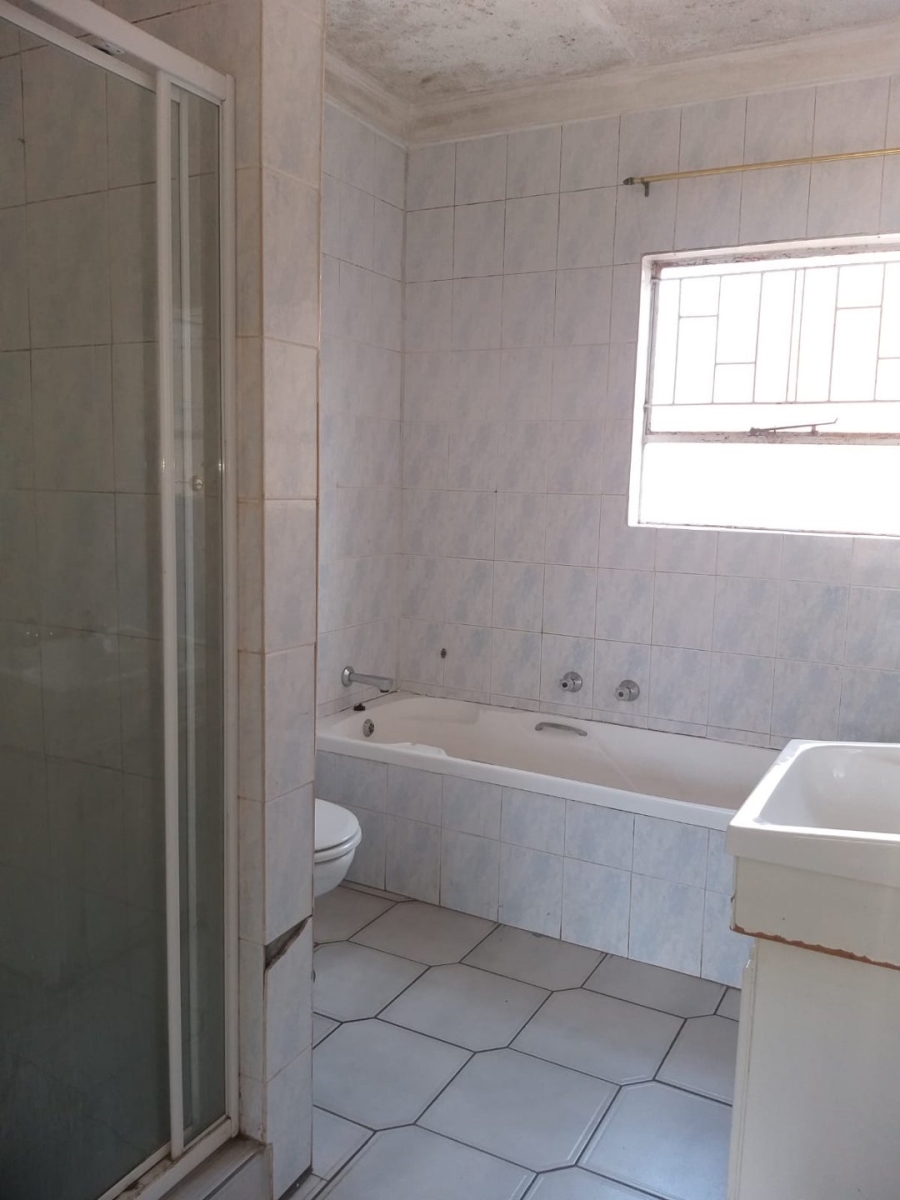 3 Bedroom Property for Sale in Vanderbijlpark SE 4 Gauteng