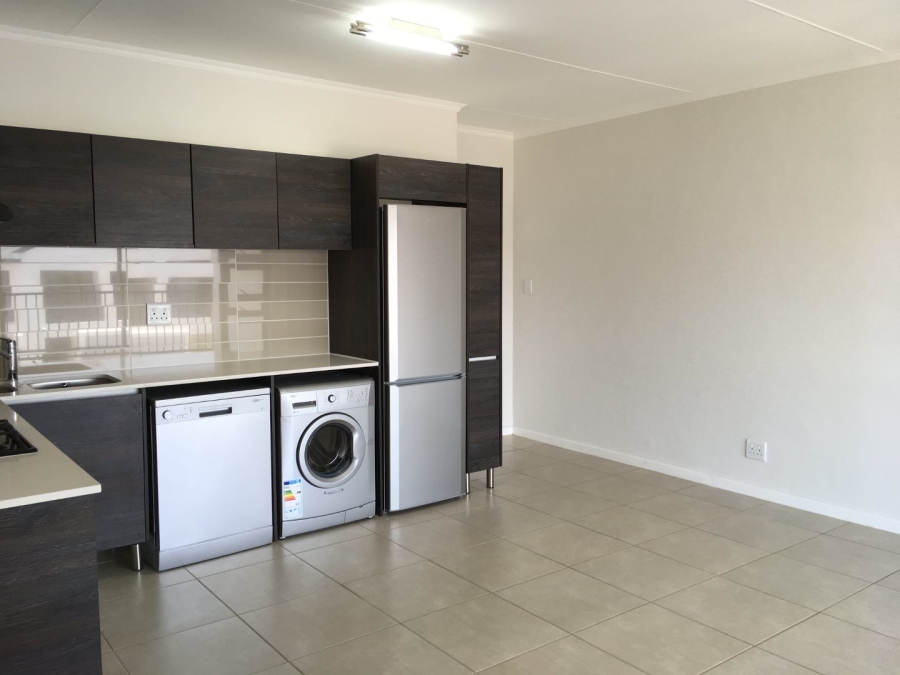 1 Bedroom Property for Sale in Petervale Gauteng