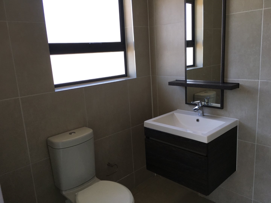 1 Bedroom Property for Sale in Petervale Gauteng