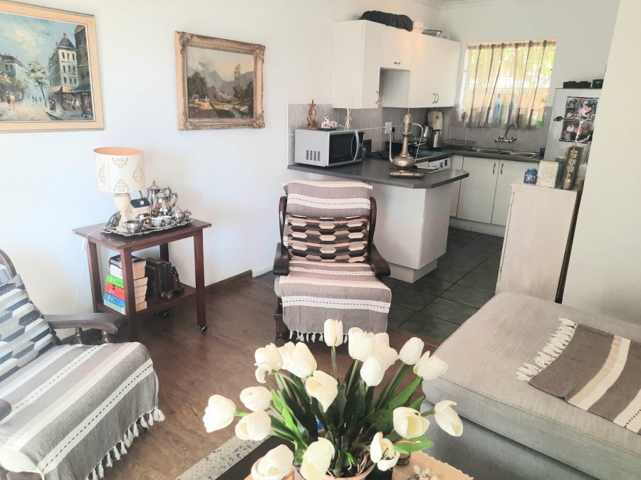 2 Bedroom Property for Sale in Wilgeheuwel Gauteng