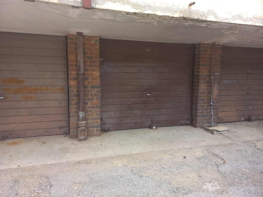 2 Bedroom Property for Sale in Paarlshoop Gauteng