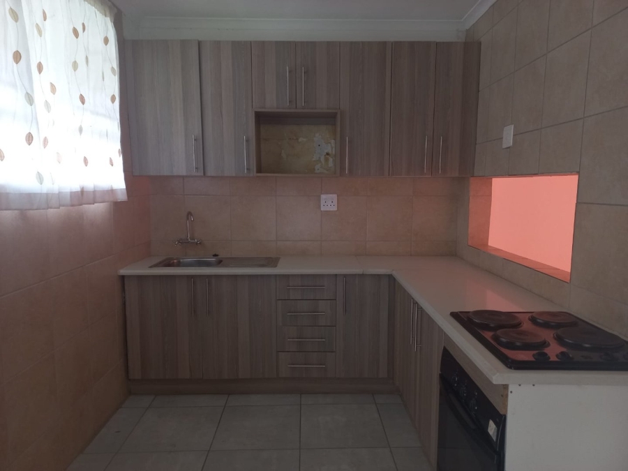 2 Bedroom Property for Sale in Paarlshoop Gauteng