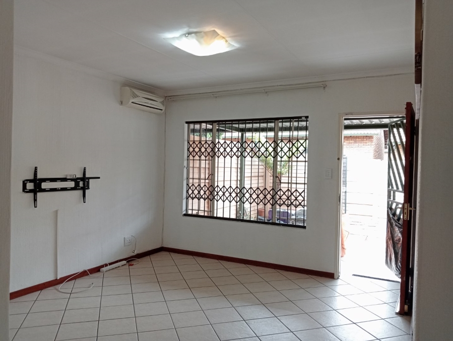 To Let 2 Bedroom Property for Rent in Highveld Gauteng