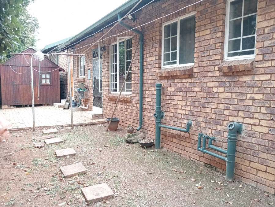 To Let 2 Bedroom Property for Rent in Highveld Gauteng