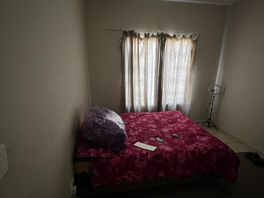 2 Bedroom Property for Sale in Grand Central Gauteng