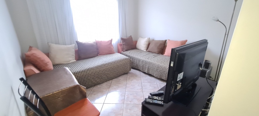 To Let 4 Bedroom Property for Rent in Laudium Gauteng