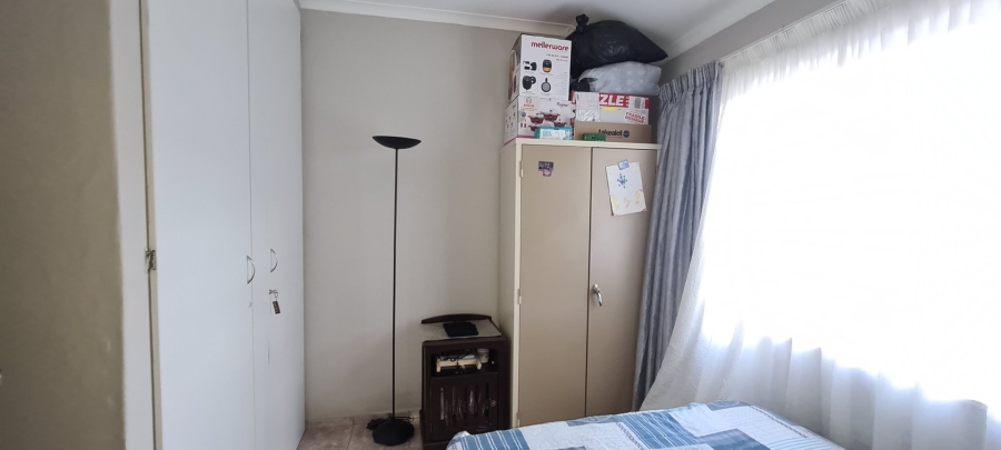 To Let 4 Bedroom Property for Rent in Laudium Gauteng