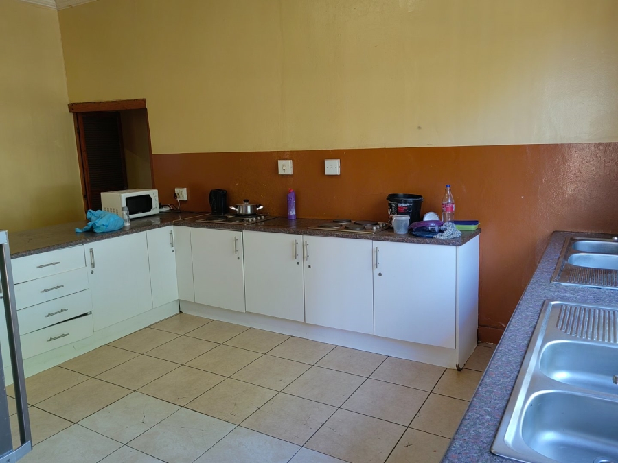 16 Bedroom Property for Sale in Brixton Gauteng