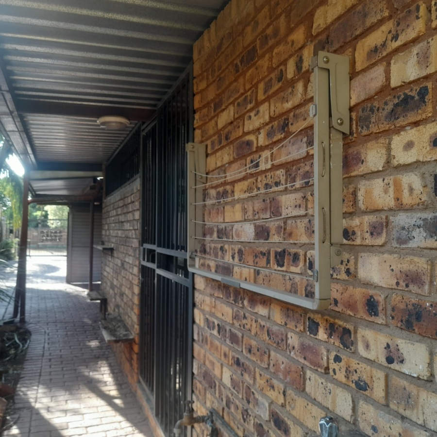 2 Bedroom Property for Sale in Clarina Gauteng