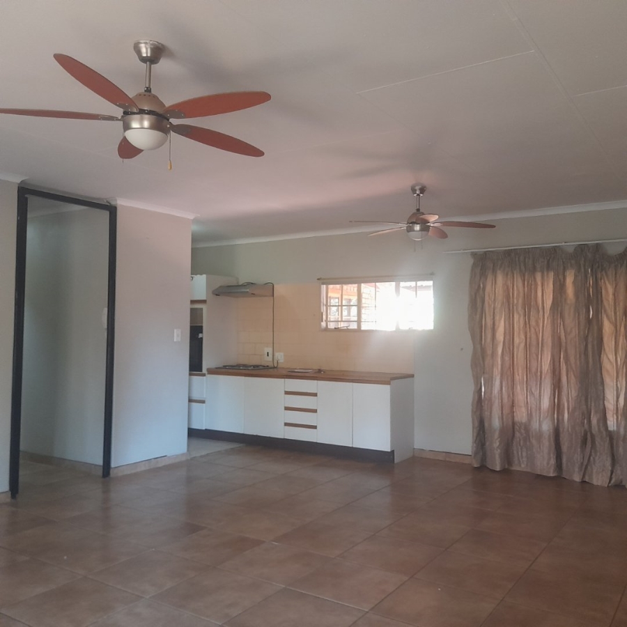 2 Bedroom Property for Sale in Clarina Gauteng