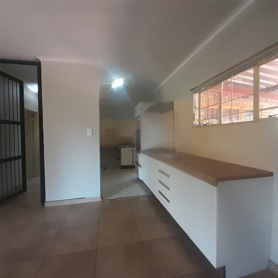 2 Bedroom Property for Sale in Clarina Gauteng