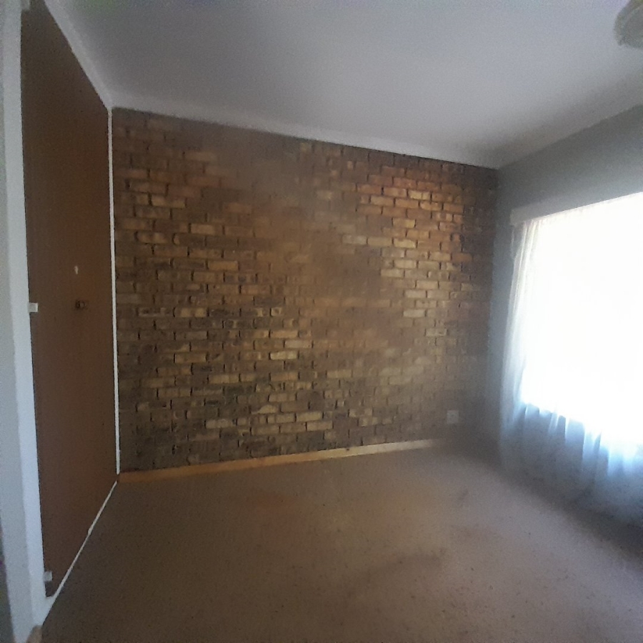 2 Bedroom Property for Sale in Clarina Gauteng