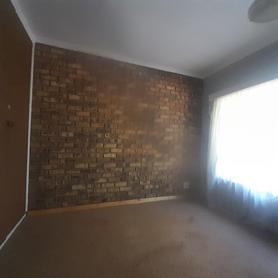 2 Bedroom Property for Sale in Clarina Gauteng