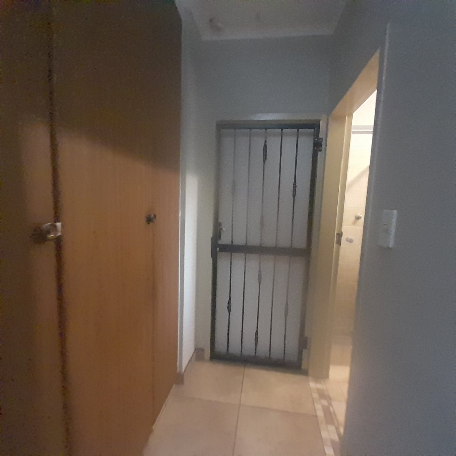 2 Bedroom Property for Sale in Clarina Gauteng