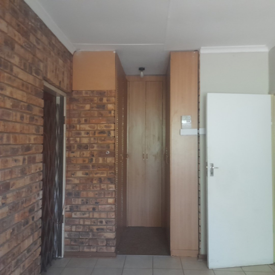 2 Bedroom Property for Sale in Clarina Gauteng