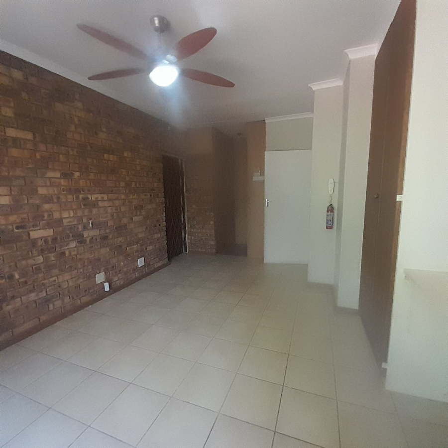 2 Bedroom Property for Sale in Clarina Gauteng