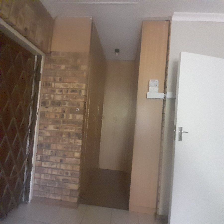 2 Bedroom Property for Sale in Clarina Gauteng