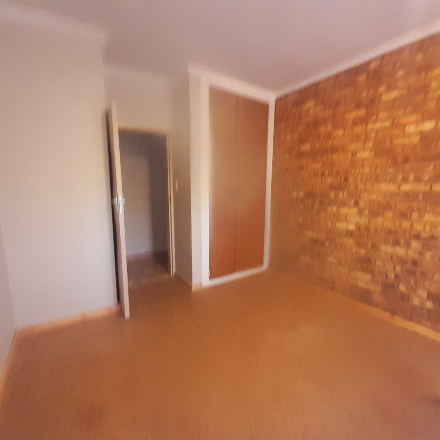 2 Bedroom Property for Sale in Clarina Gauteng